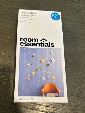 Room Essentials LED Curtain String Lights - White
